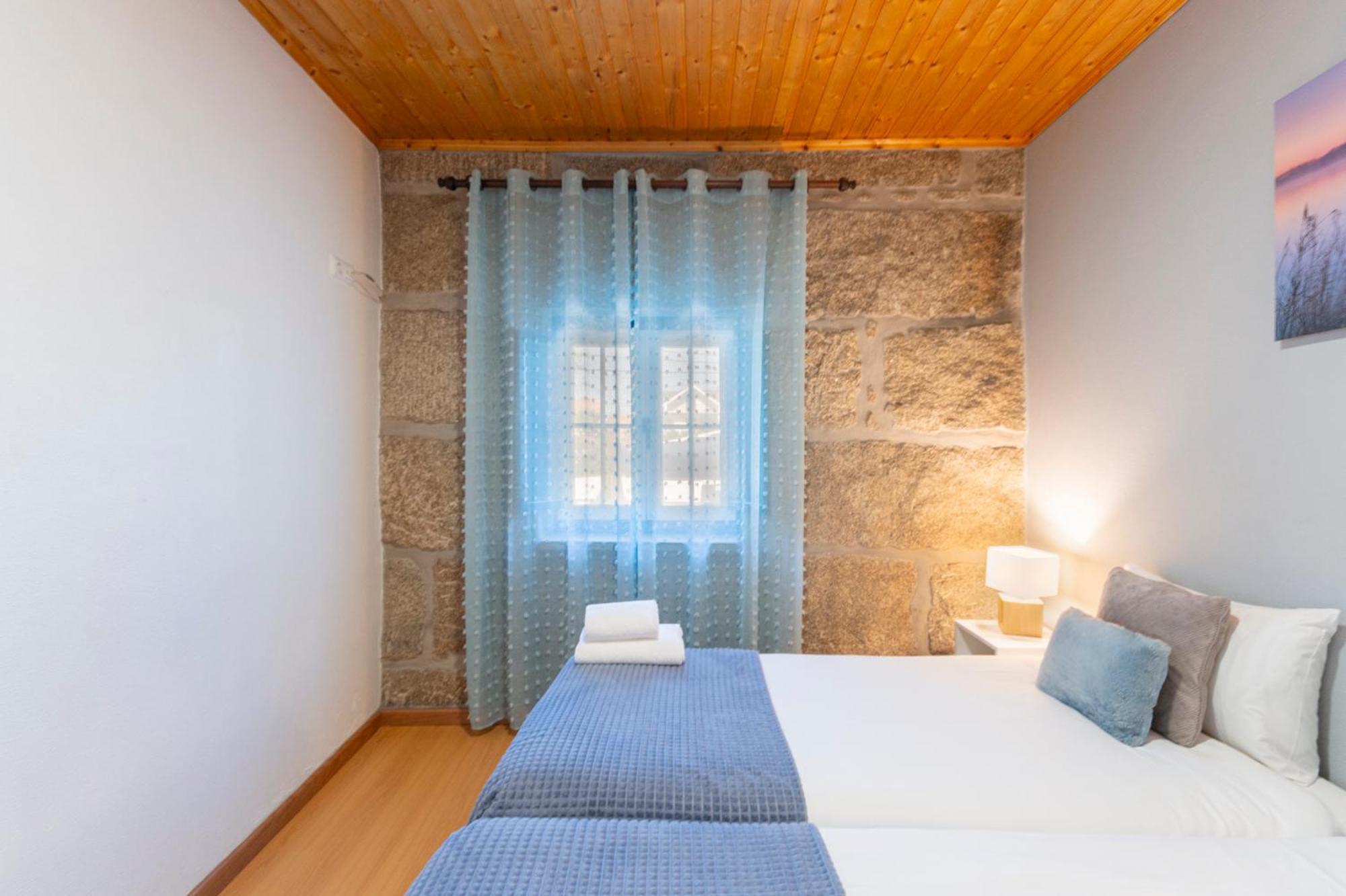 Casa Rustica T2 Com Salamandra E Cozinha - Seia - Serra Da Estrela - Casa Do Loureiro II المظهر الخارجي الصورة