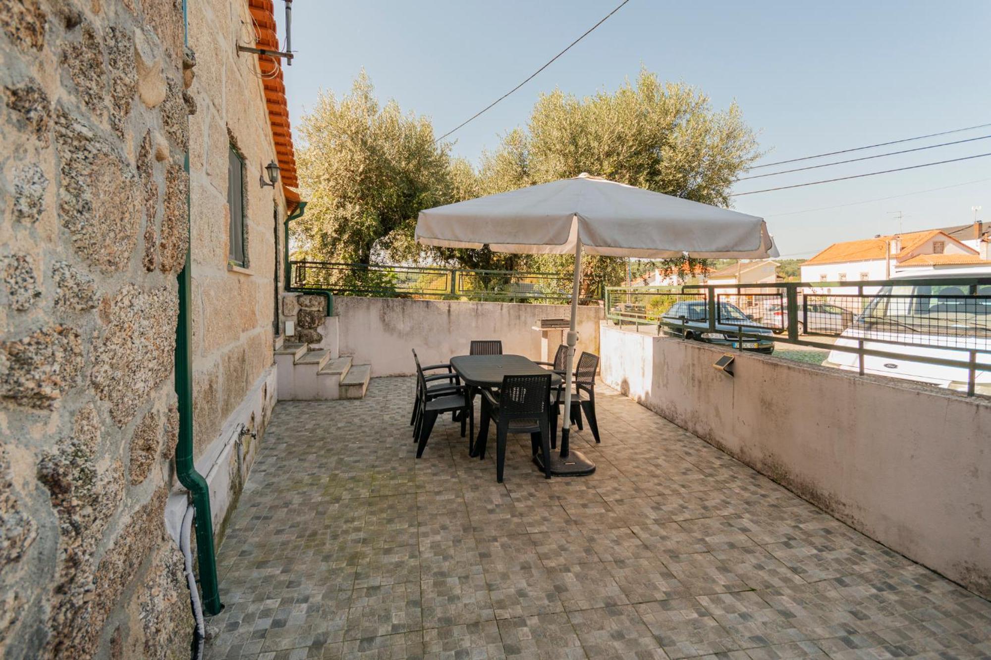 Casa Rustica T2 Com Salamandra E Cozinha - Seia - Serra Da Estrela - Casa Do Loureiro II المظهر الخارجي الصورة